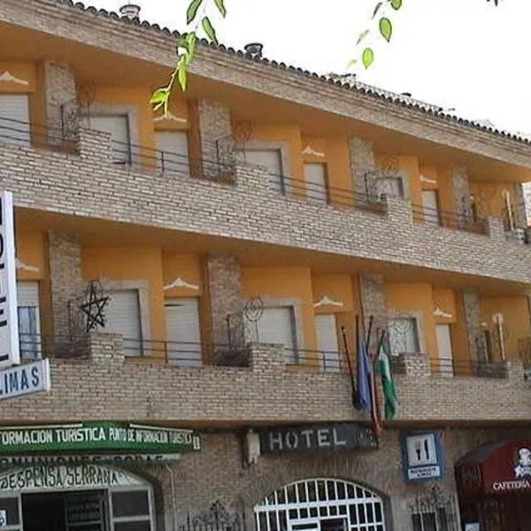 利马仕酒店，位于Mogón的酒店