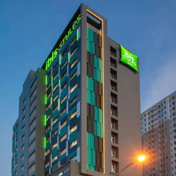 ibis Styles Bekasi Jatibening，位于贝克西的酒店