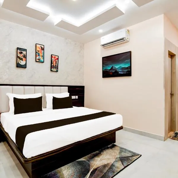 Super Townhouse OAK Sayhallo Sincity，位于布巴内什瓦尔的酒店