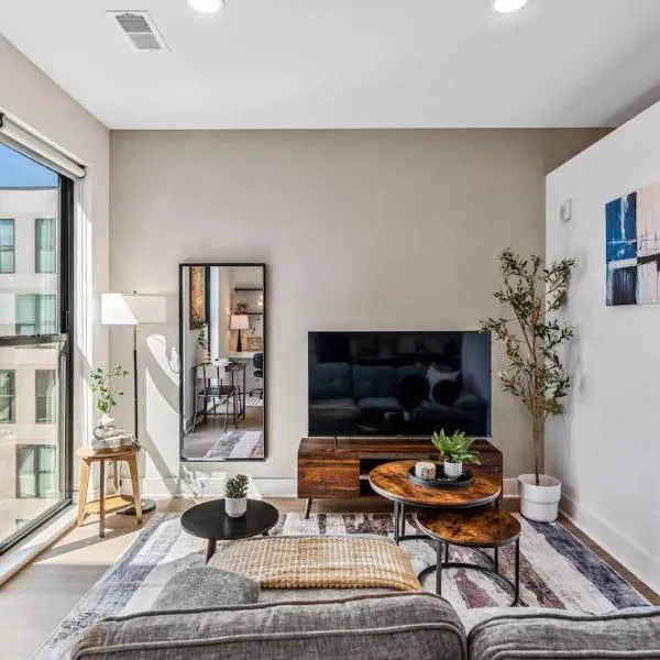 OTR 1 Bed Suite Free Parking Gym Pool Clubroom，位于辛辛那提的酒店