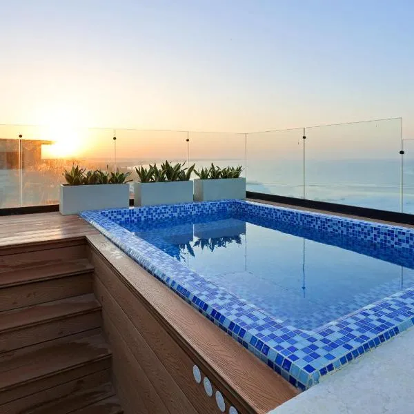 Lujoso Penthouse frente a la Playa de Boca Chica，位于博卡奇卡的酒店