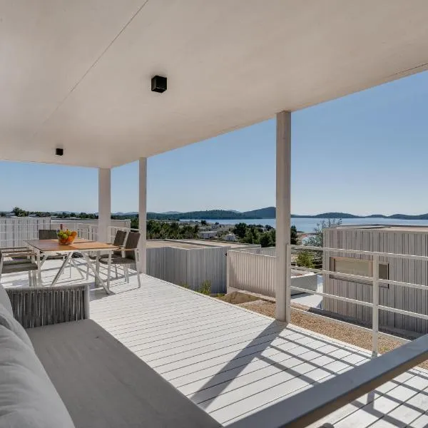 Sensus Aqua Villa Buqez，位于德拉格的酒店