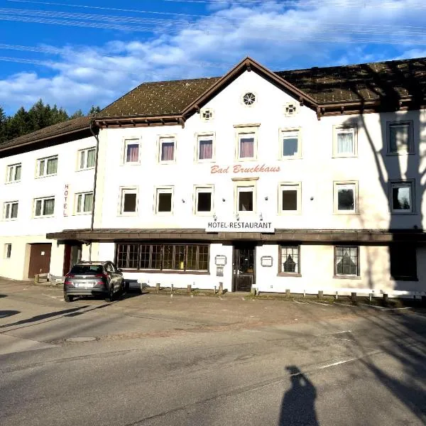 Bad Bruckhaus Erlebnishotel，位于瓦尔茨胡特田根的酒店