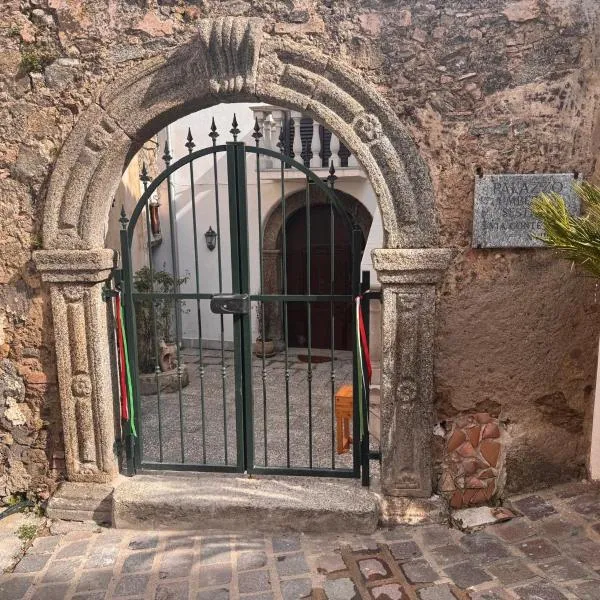 Palazzo Umberto，位于Montauro的酒店