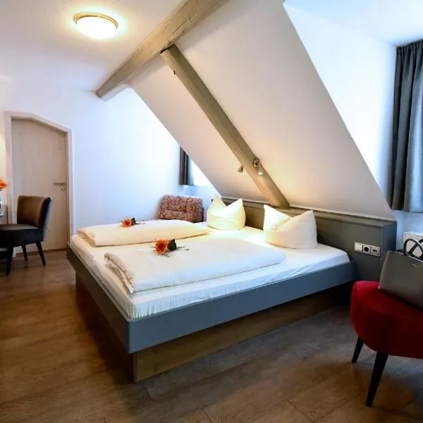 AKZENT Hotel Grüner Baum，位于代特尔巴赫的酒店