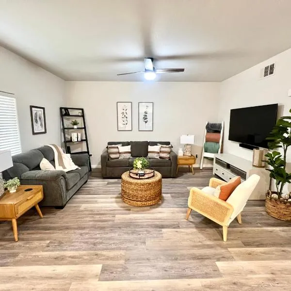 Supreme updated Hawkridge Condo，位于梅斯基特的酒店