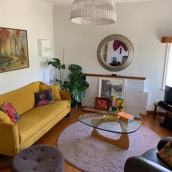 Riverside City Villa with Hot tub，位于纳尔逊的酒店