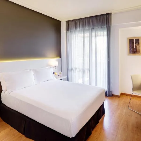 苏尔巴然斯考特大酒店，位于巴达霍斯的酒店