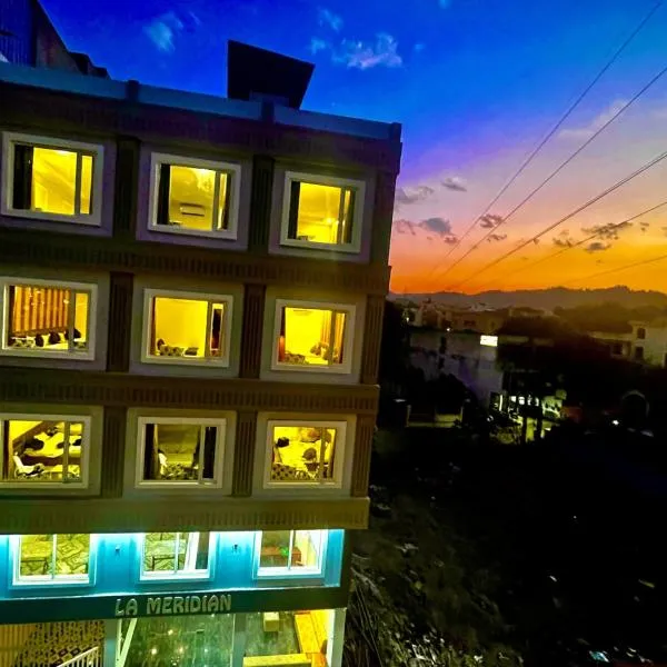 Hotel LA Meridian - A Four Star Luxury Hotel & Resort, Haridwar，位于哈里瓦的酒店