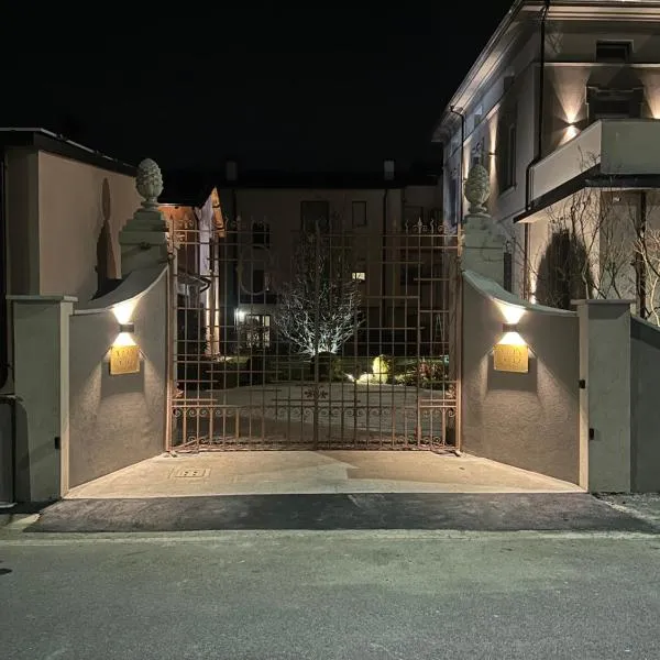 Villa Demetrio Ars Hotel，位于皮亚琴察的酒店