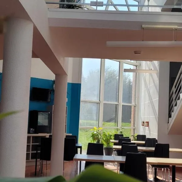 Hotel airport，位于Merville的酒店