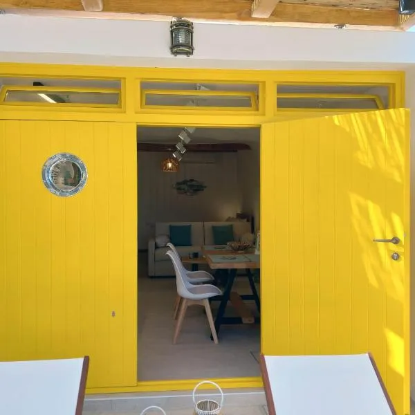 Boathouse Kimolos Rema，位于基莫洛斯岛的酒店