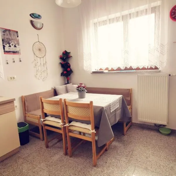 Apartma Pristavica，位于Veliki Gaber的酒店