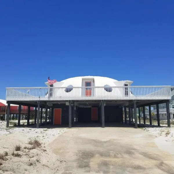 The Spaceship House!，位于纳瓦拉的酒店