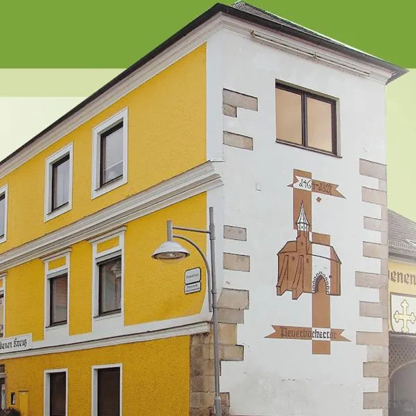 Pension "Zum Goldenen Kreuz"，位于Eferding的酒店