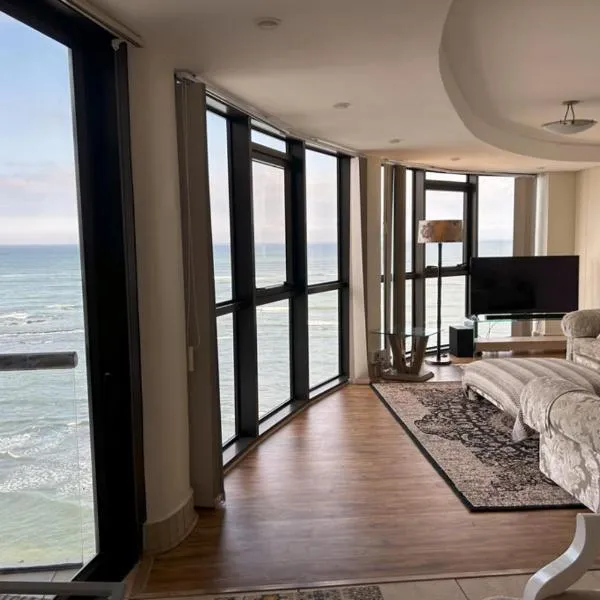 Luxury 3BR - 804 Ocean View Pool & Parking Beach Walks，位于斯特兰德的酒店