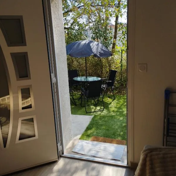 Studio Cosy et Calme，位于博埃的酒店