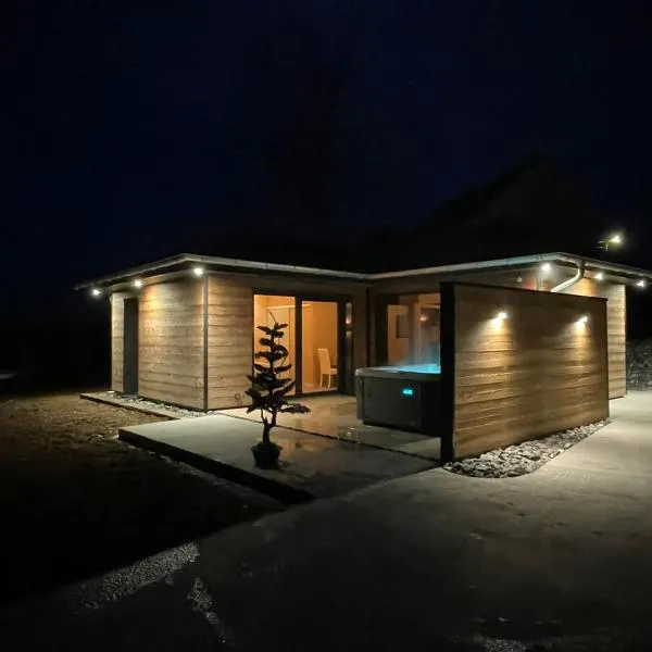 Nuit Divine，位于Chapelle-dʼHuin的酒店
