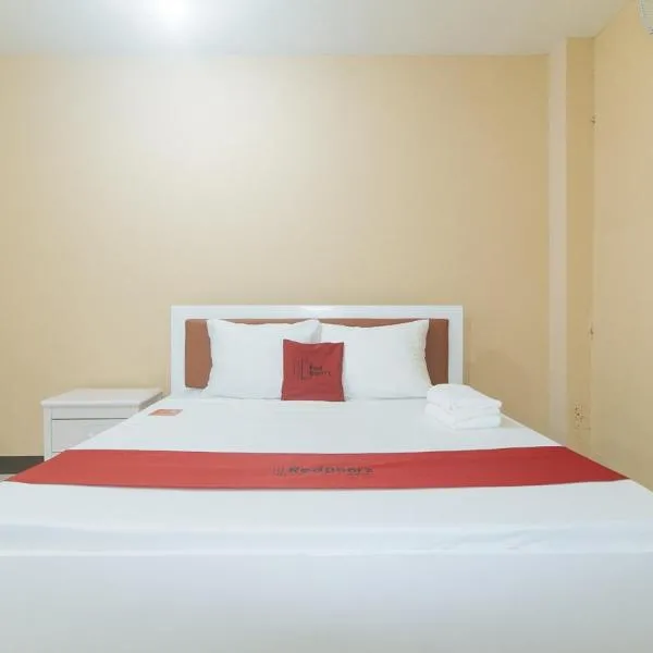 RedDoorz at MUBG Apartelle near Baclaran Church，位于马尼拉的酒店