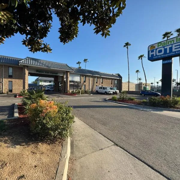 Palm Inn Hotel near Tyler Mall Riverside，位于里弗赛德的酒店