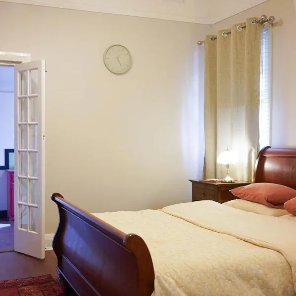 Bank-sia accommodation，位于Mount Barker的酒店