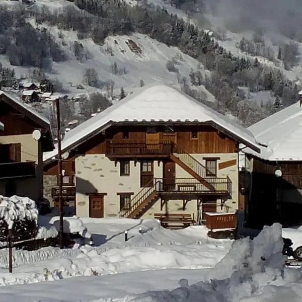 Appartement près des pistes，位于瓦尔莫雷尔的酒店