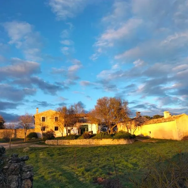 Malpesa Rural，位于Poveda de la Obispalía的酒店