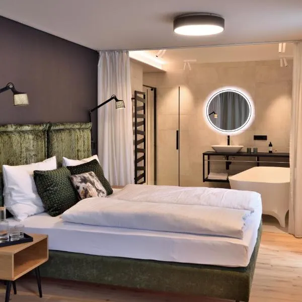 Landhotel Atzmüller，位于Waxenberg的酒店