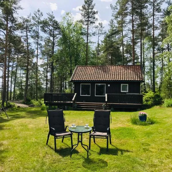 Fredelig og landlig hytte，位于Iveland的酒店