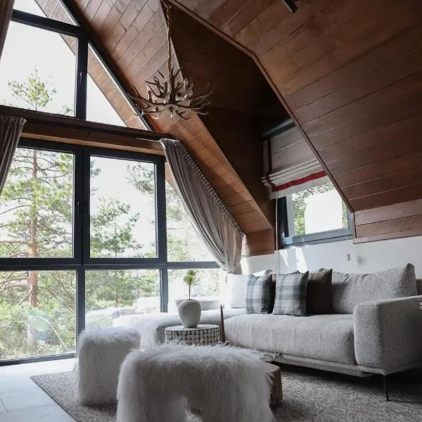 Gigi Mountain Home，位于迪瓦伊巴雷的酒店