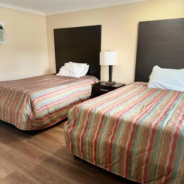 Gratiot View Motel，位于萨吉诺的酒店