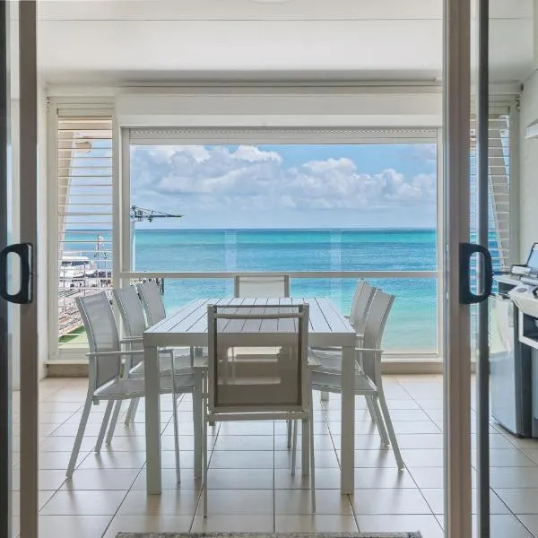Deep Blue Apartment 8，位于天阁露玛的酒店