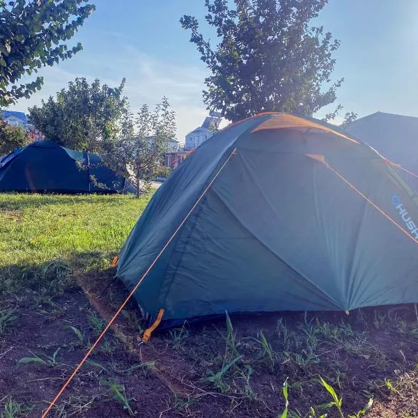 Relax by the Sea Camping，位于科斯蒂内什蒂的酒店