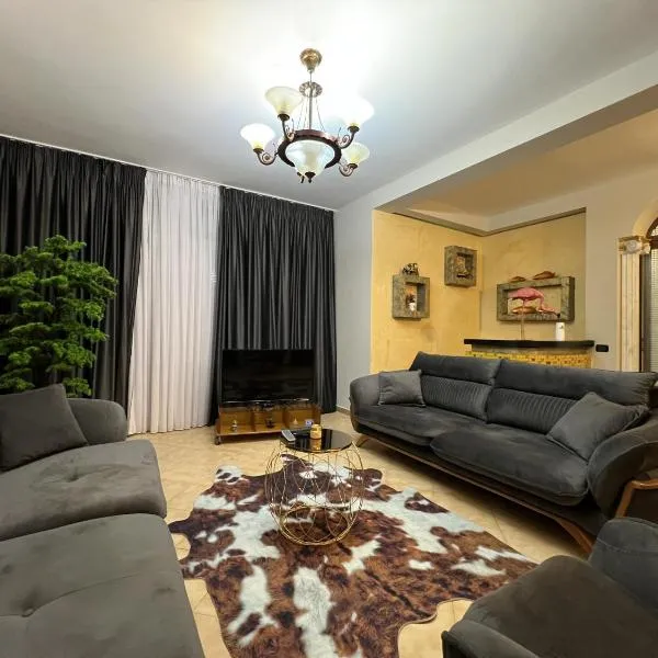 Elly Apartment，位于都拉斯的酒店