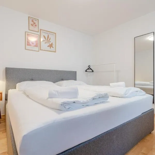Whats-App Self-Check-IN - Bad Aussee City House，位于巴特奥塞的酒店