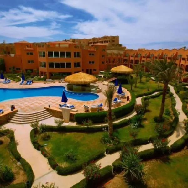 La Rosa Empire Hotel-Ain Sokhna，位于As Suways的酒店