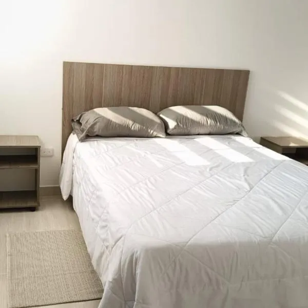 Apartamento nuevo 3 habitaciones 6 personas - Cerca a Expoferias y Bosque Popular，位于马尼萨莱斯的酒店