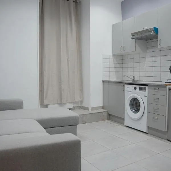 Appartement en plein centre de Nîmes，位于尼姆的酒店