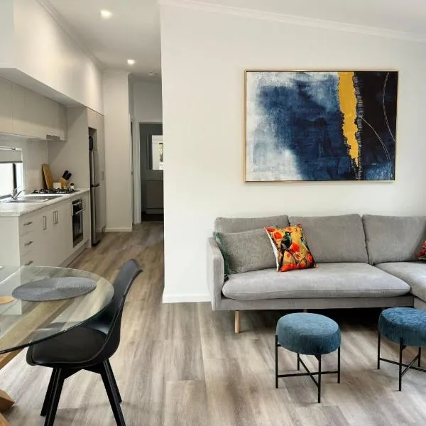 The Cabins at Douglas Scrub，位于Blewitts Springs的酒店