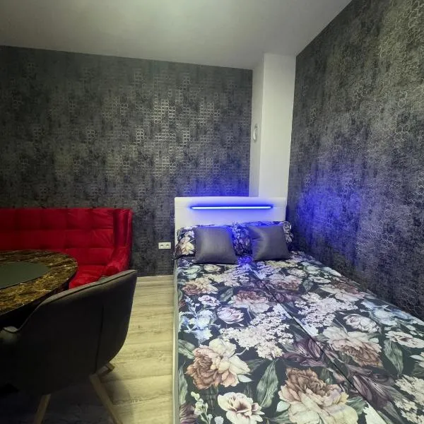 Apartman CITY CENTER 5，位于普里耶多尔的酒店