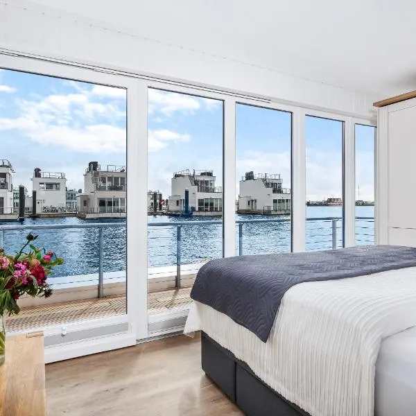 5 Beaufort - Wasserhaus, Meerblick, Sauna, Dachterrasse, Bootsanleger, Strandkorb，位于奥尔本尼兹的酒店