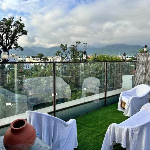 Hotel Tulsi Inn，位于哈尔德瓦尼的酒店