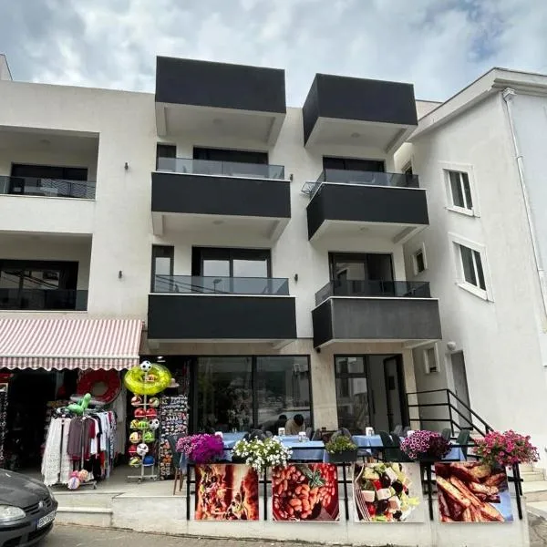 Lux Apartmani Djukic，位于多布拉沃达的酒店