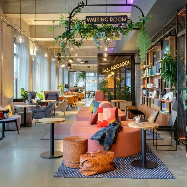 柏林东站慕奇夕酒店，位于柏林的酒店