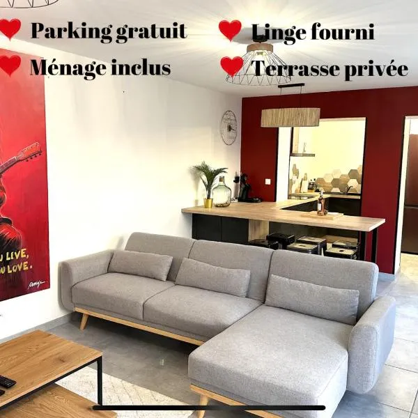 Maison calme avec terrasse garage centre-ville B，位于第戎的酒店