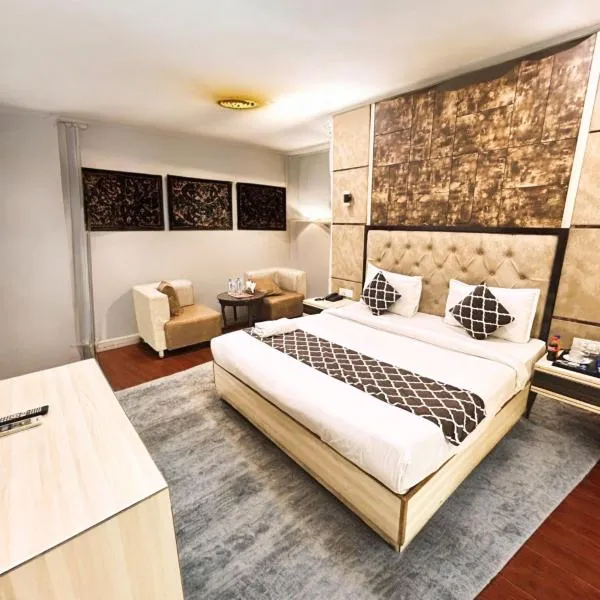 Almora Hotel Delhi International Airport With - Free Airport Drop，位于新德里的酒店