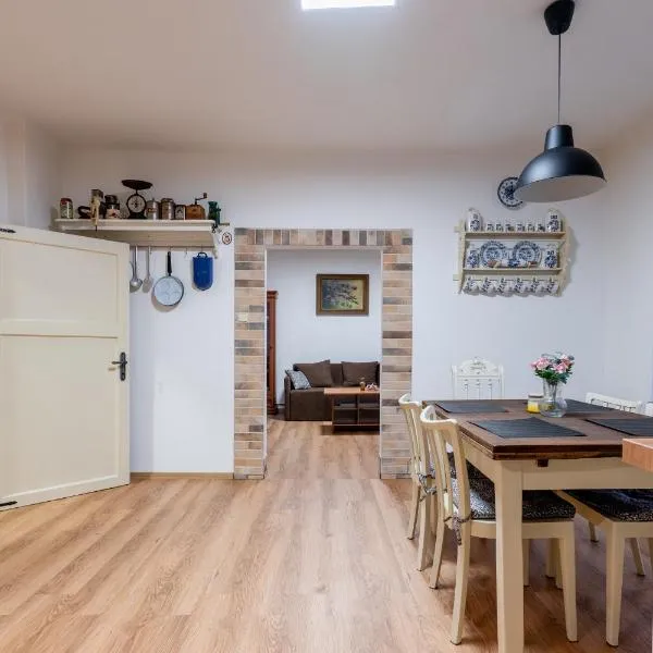 Apartmán v Poleradech，位于Polerady的酒店