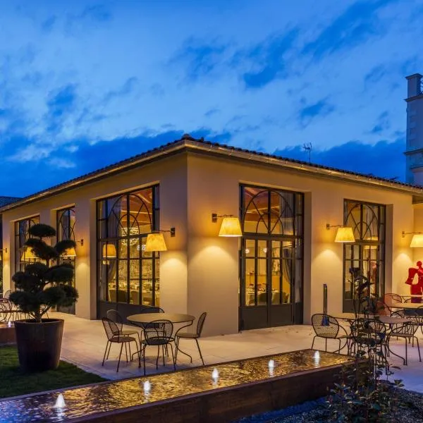 Hotel Clos Castel Villas Spa，位于卡斯泰勒雅卢的酒店