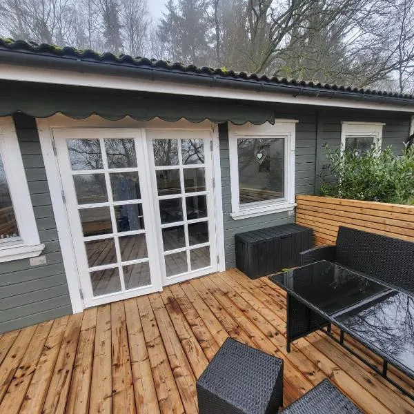 Ferienhaus am Waldrand auf der "Gübyer Alm"，位于Güby的酒店
