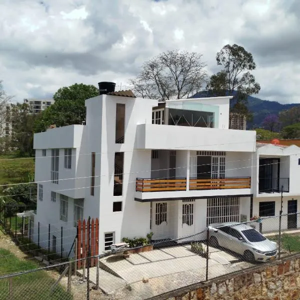 MonteClaro de Fusa，位于富萨加苏加的酒店